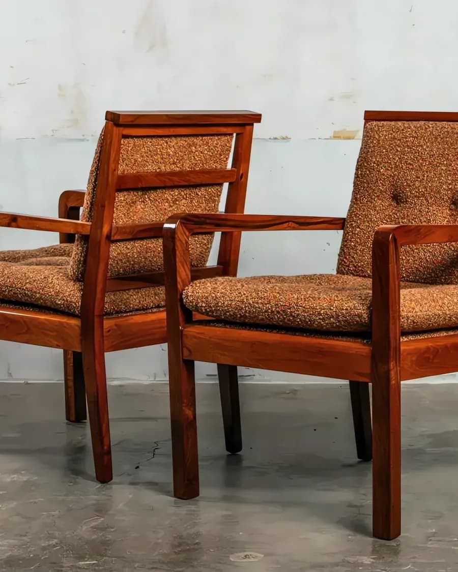 Seltenes Paar Bauhaus Sessel aus Nussbaum, Ungarn, 1930er Jahre