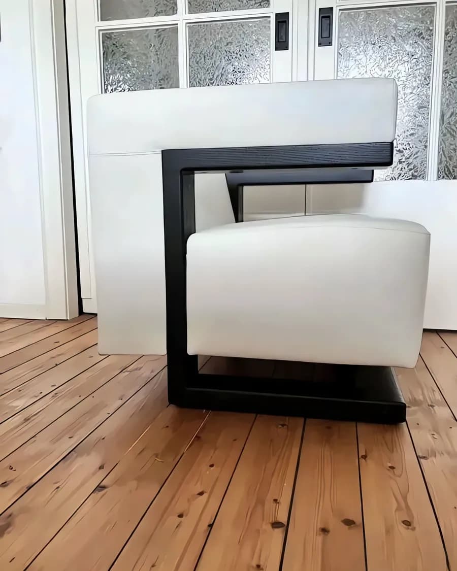 Walter Gropius által tervezett Tecta F51 fotel