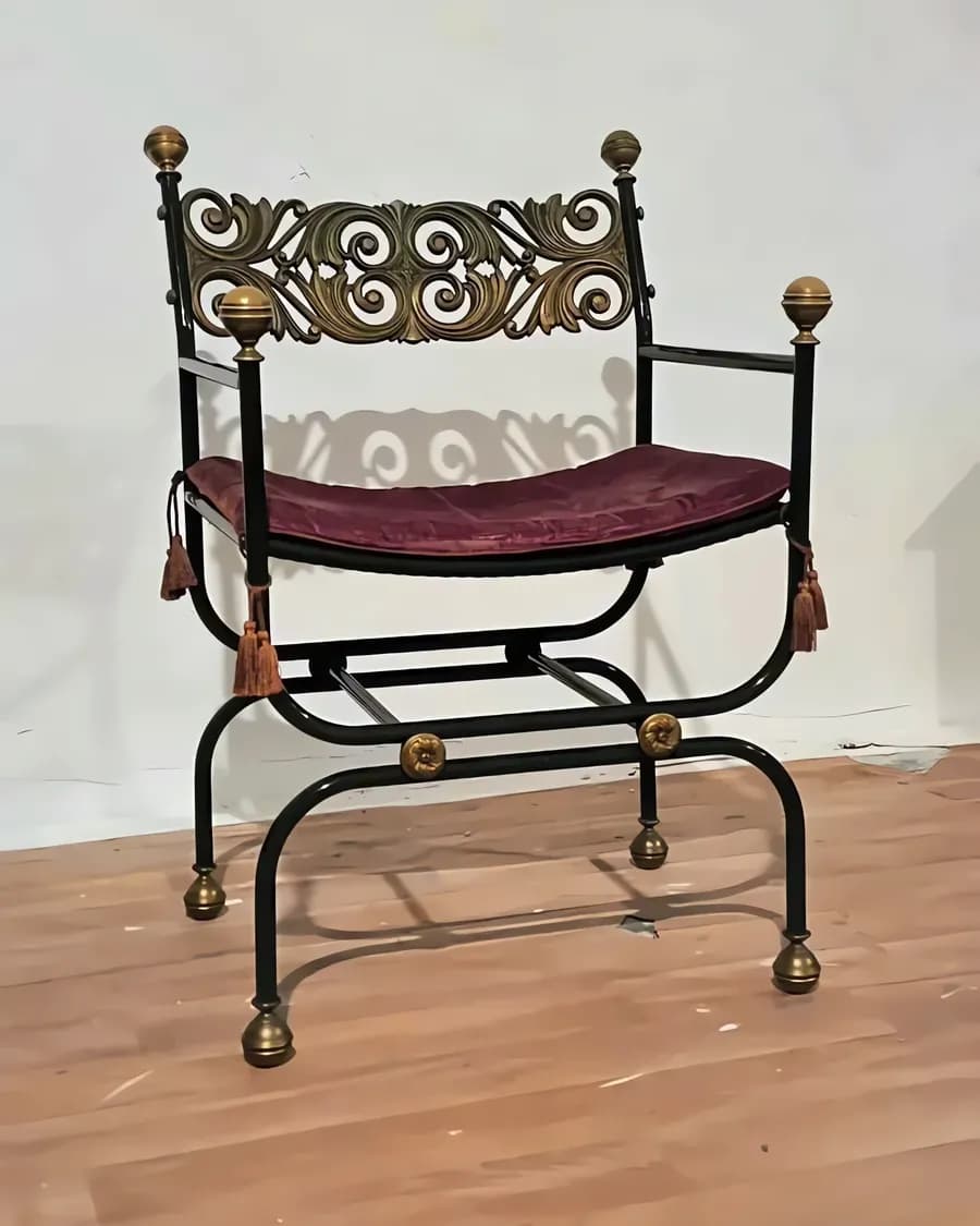 Italienischer Savonarola-Sessel mit Messingdetails, 1960er