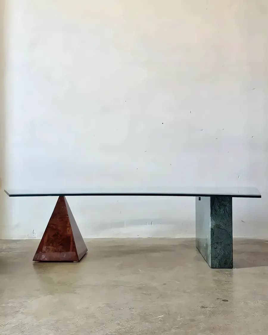 Cattelan Italia „Valentino“ Couchtisch-Basen, Spät 1980er