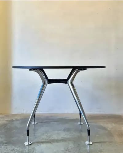 Vitra MedaMorph круглый стол Alberto Meda — 01.webp (enhanced)