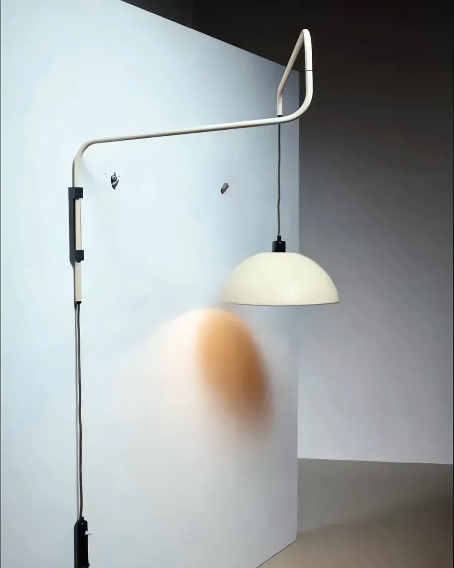 Italienische Mid-Century Wandleuchte mit Schwenkarm von Elio Martinelli für Martinelli Luce, 1960er